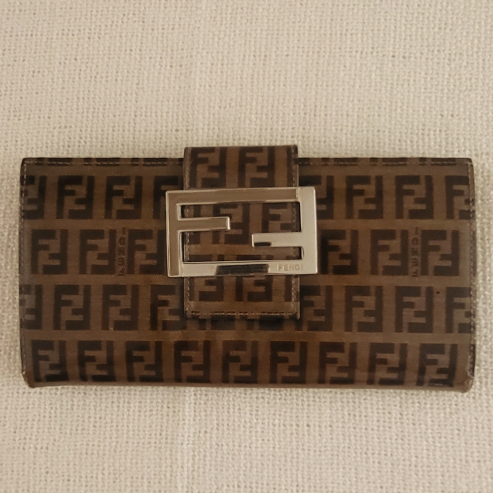 Fendi Zucca Vinyl Long Wallet-Authentic
